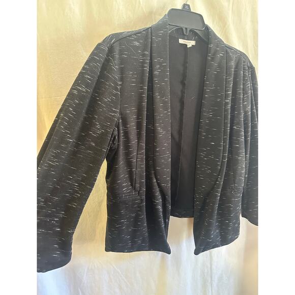 Maurices Black Textured Open Front Jacket – Size XL - Picture 5 of 7
